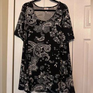 Lularoe Paisley Perfect Tee